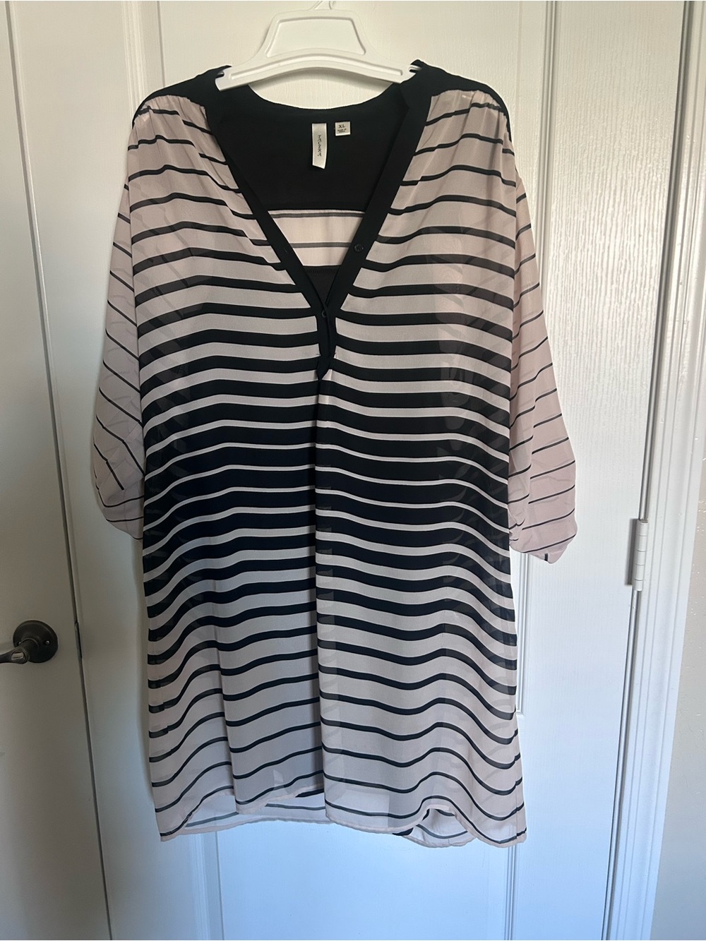 Tacera Black and Cream Striped V-Neck Tunic Dress XL